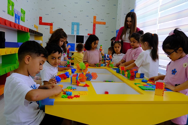 'Minik Kalpler Yaz Okulu'nda eğitim heyecanı başladı