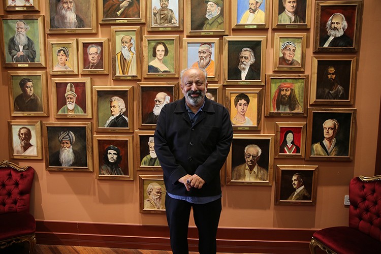 Dünyaca ünlü isimler Londra'da aynı çatı altında buluştu