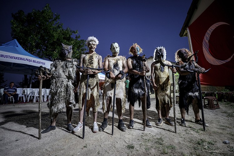 Bursa'da korkutucu "Alabaşlar" bu bayram da anıldı