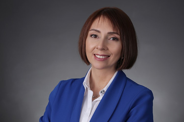 Momento'da Genel Müdürlük koltuğuna Esra Güler oturdu