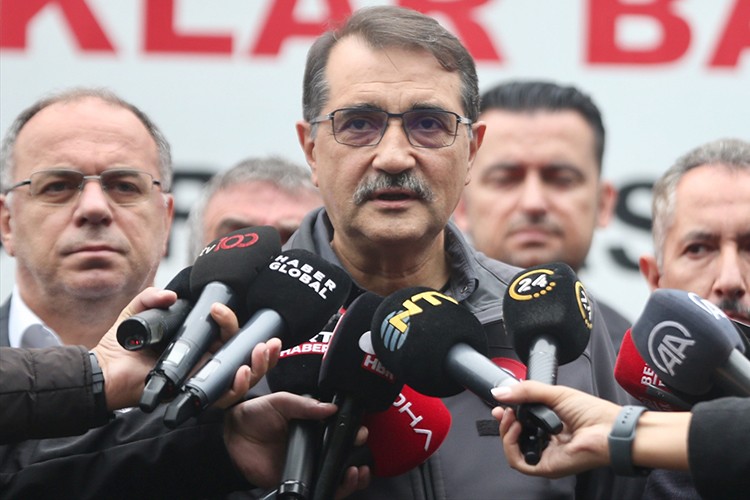 "Yanan alanda kömür üretimine ara verdik"