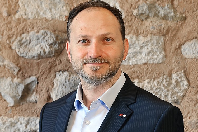 Çocuklarda sanal oyun bağımlılığının ilacı gerçek oyun