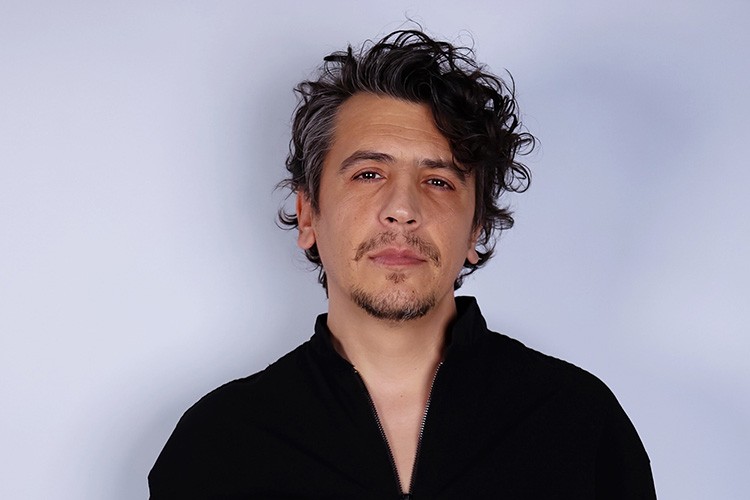 Ersoy Üner'den yeni klip