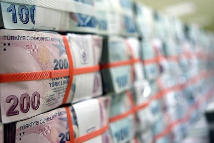 Bankacılık sektörünün kredi hacmi 12 trilyon lira oldu
