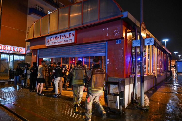 Başkentte metro istasyonundaki duman paniğe neden oldu