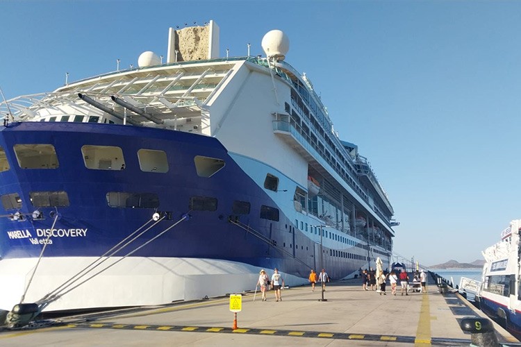 Bodrum'a "Marella Discovery" kruvaziyeriyle 1718 yolcu geldi