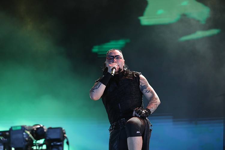 Hayko Cepkin Görsel Şölen Sundu