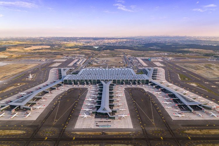 İstanbul Havalimanı çifte başarıya imza attı