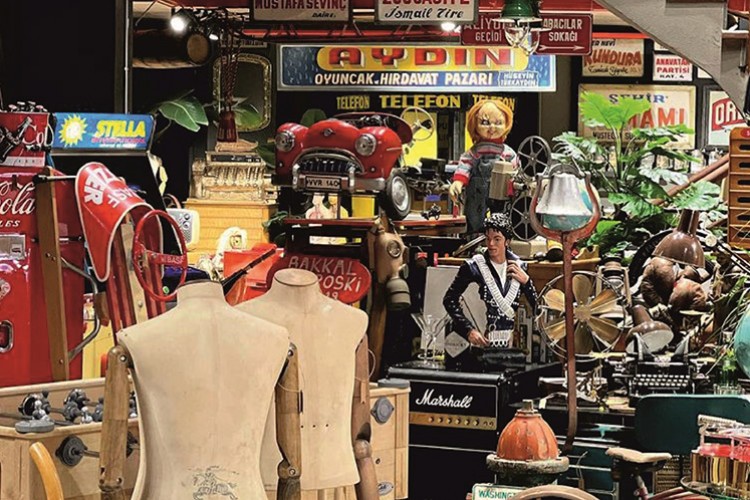 200 yıllık antikalar İstanbul'da sergilenecek