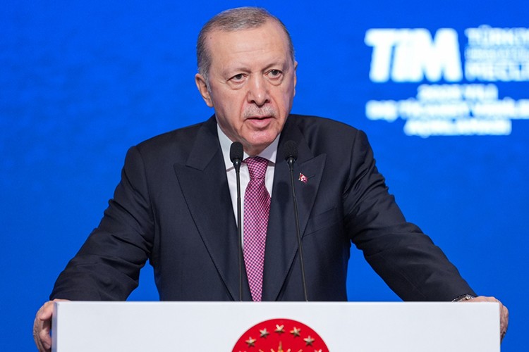 "2026 yılı için hedefimiz toplam 410 milyar dolar ihracattır"