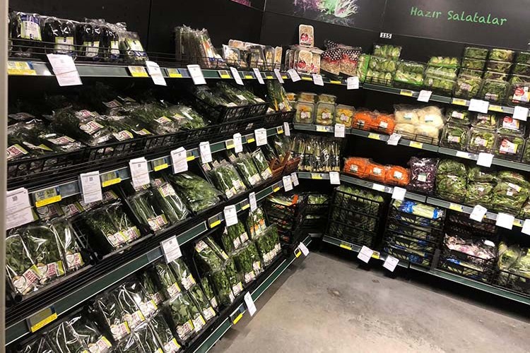 Sebze ve meyveler paketli ve güvenli