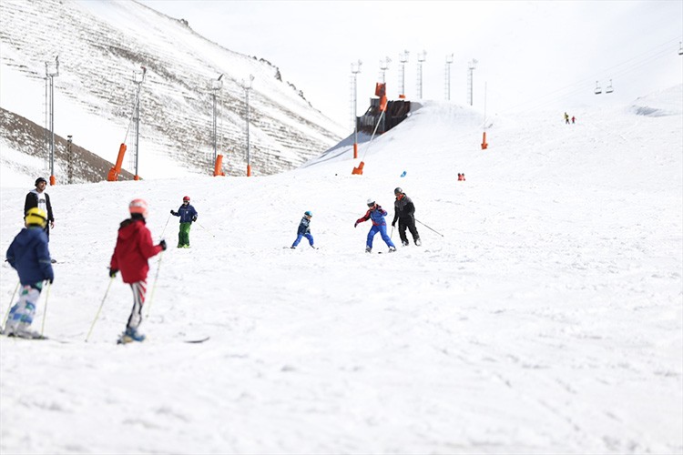 Palandöken'de baharda kayak keyfi