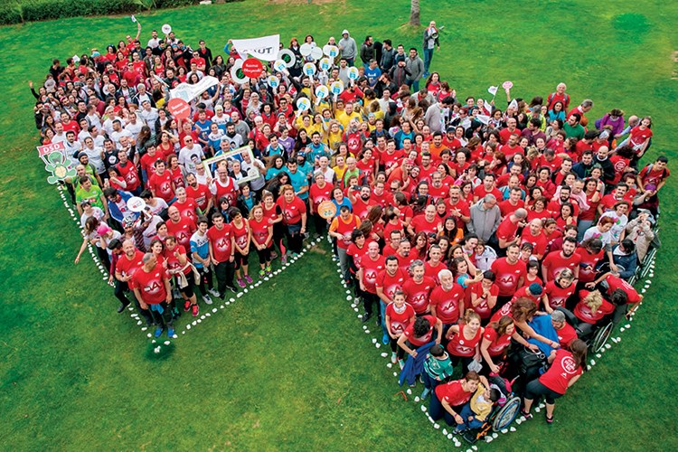 Maher Holding "#İyilikPeşindeKoş" hareketine katıldı