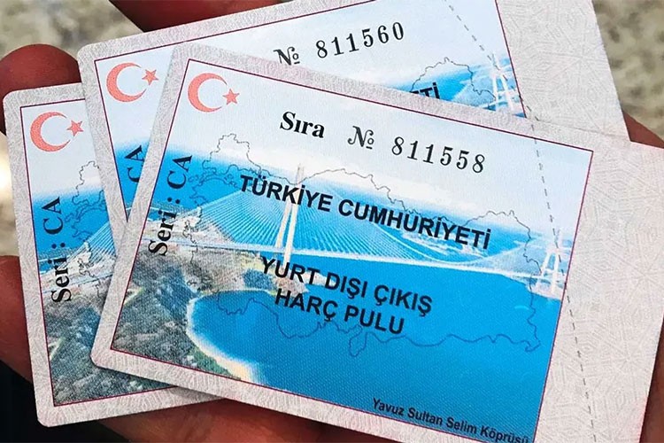 Yurt dışına çıkışta "basılı harç pulu" dönemi yeni yılda sona eriyor