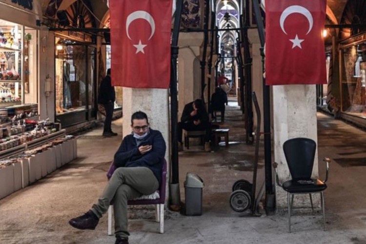 "TL'deki düşüş tüketiciye nasıl yansıyacak?"