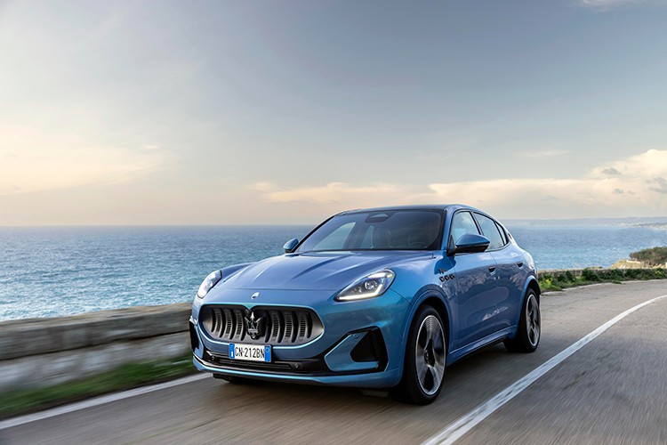 Maserati'den elektrikli lüks SUV atağı