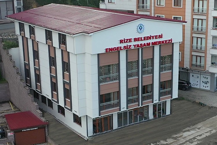 Engelsiz yaşam merkezi açılış için gün sayıyor