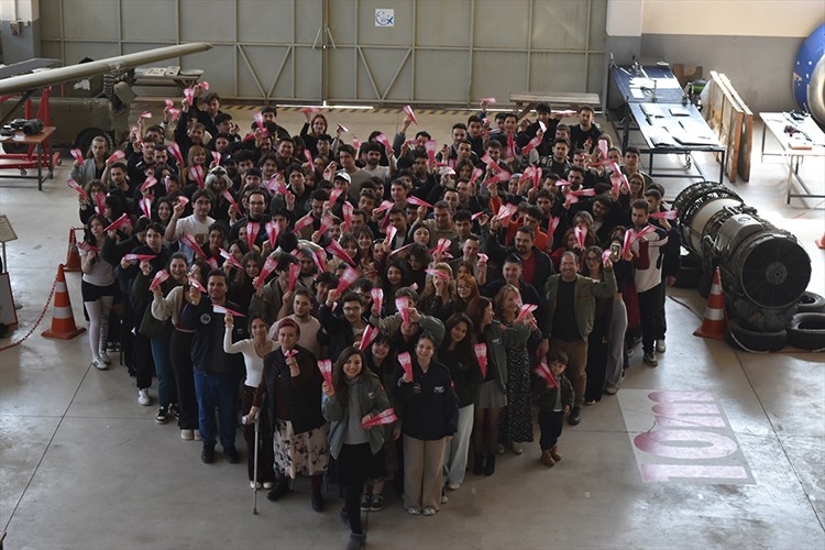 Türk kadınlarının havacılıktaki başarısı ödüllerle taçlandı