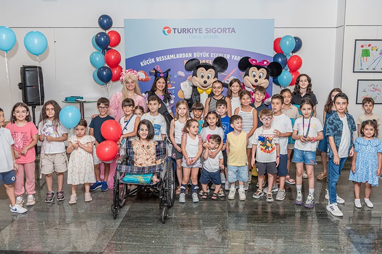 Çocuklar, dijital dünyadan ilham alarak çizdi