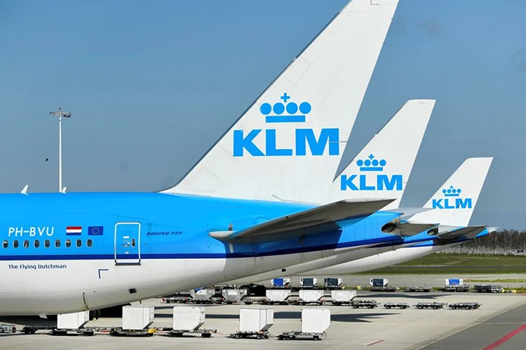 KLM, 1 Mart'tan itibaren İsrail'e uçuşlarını durduracak