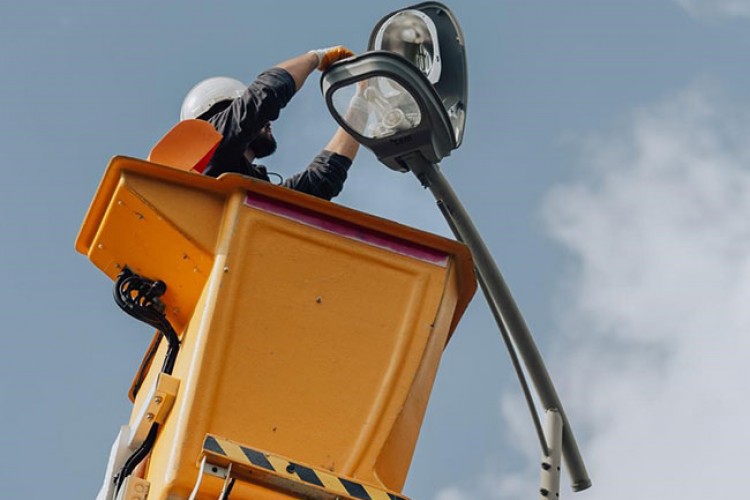 Toroslar ve Başkent EDAŞ'dan dört ilde bakım ve yatırım