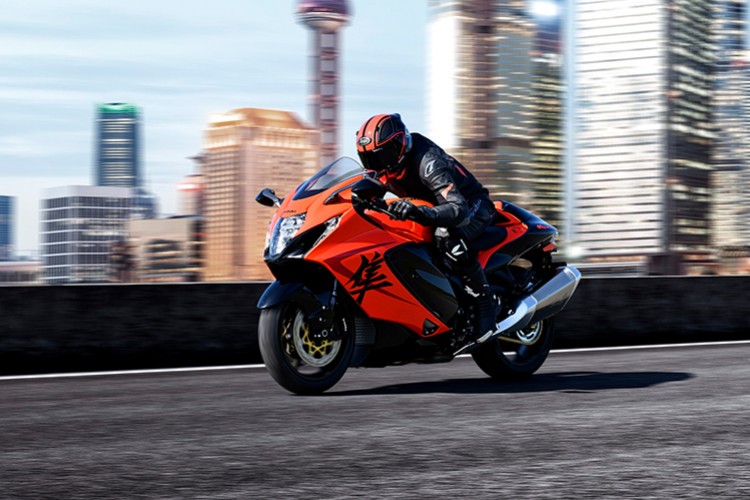 Suzuki Hayabusa'nın 25. Yıl Dönümünü Kutluyor