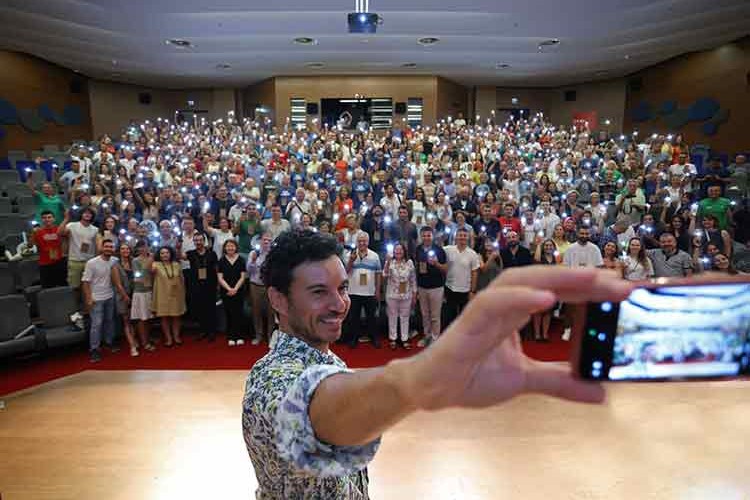 'Umudu yeşertmeye devam edeceğiz'