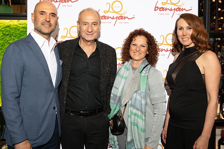 20. yaşını kutluyor