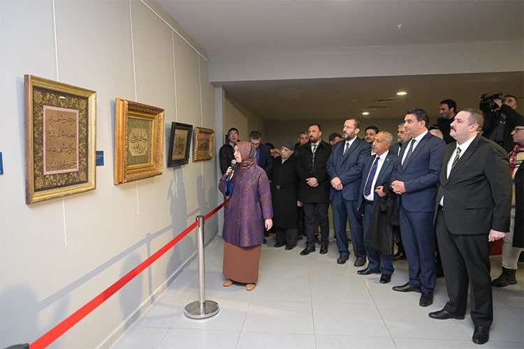 Tarihin Akışında Meşhur Hattatlar ziyarete açıldı