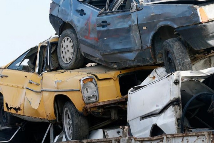 Son 3 yılda yaklaşık 10 bin hurda araç ekonomiye kazandırıldı