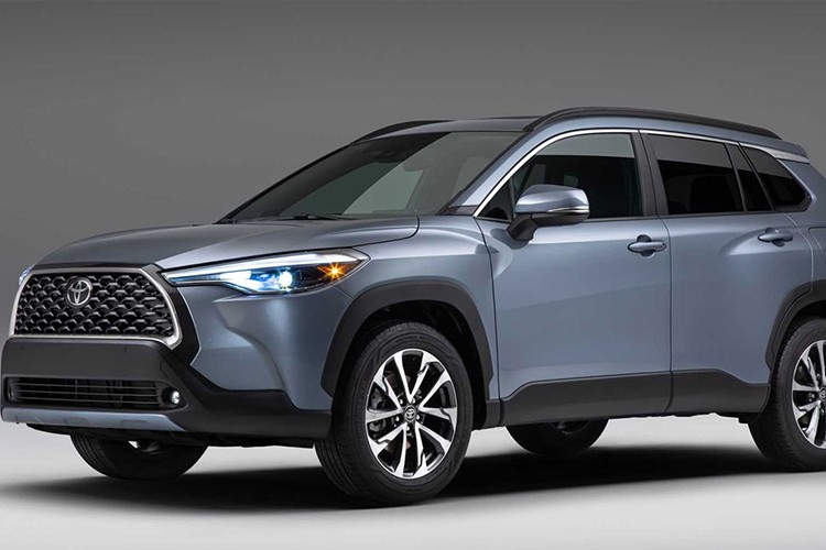 Toyota, "en çok satan" unvanını 2021'de de korudu