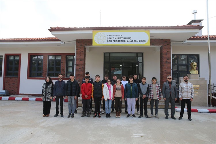 Başçiftlik ilçesindeki tek lisede 18 öğrenci eğitim görüyor