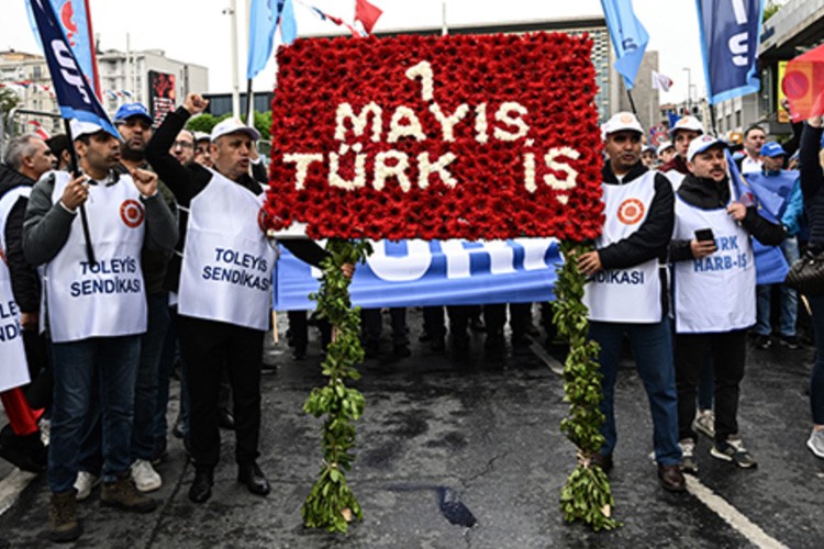 İstanbul'da 1 Mayıs Emek ve Dayanışma Günü kutlanıyor