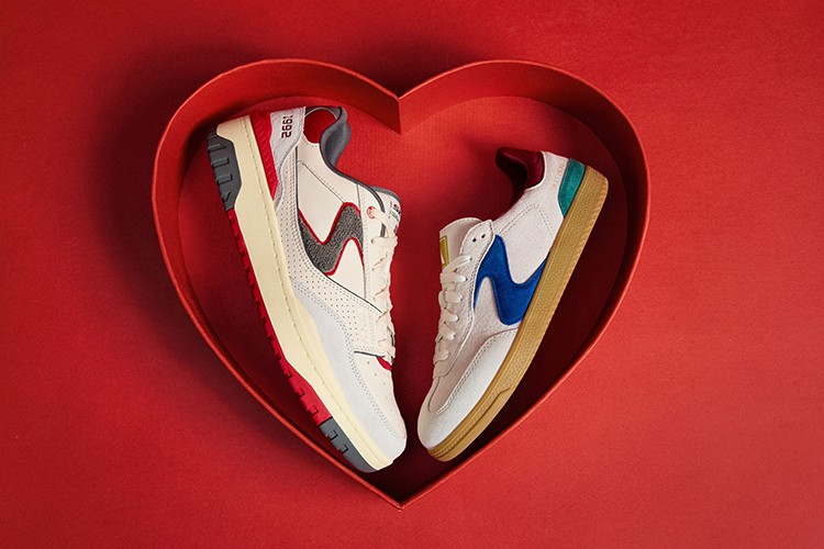 Konforlu adımlar Skechers'ta