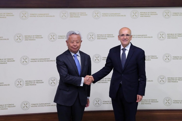 Bakan Şimşek: Asya Altyapı Yatırım Bankasının ilk Ülke Programı hazırlıklarını başlattık