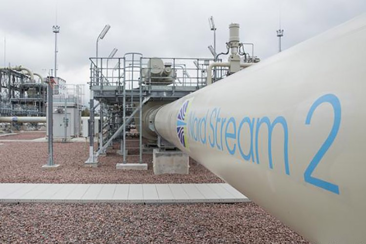 Almanya Kuzey Akım 2'nin onay sürecini durdurdu