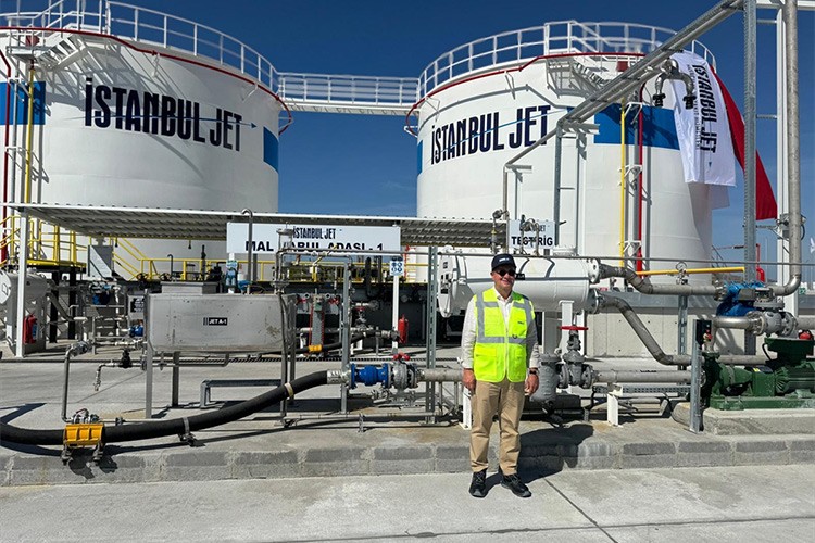 Yakıt depolama tesislerini Balkanlar'a taşımayı hedefliyor