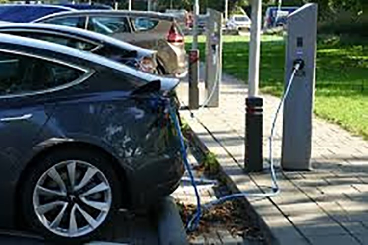 Elektrikli otomobillere 20 milyon destek