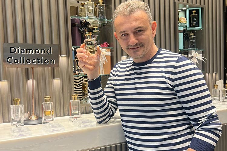 ''Kokular Irkçı Değildir''