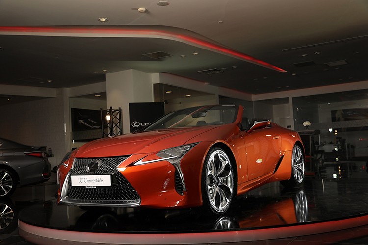 "Lexus LC 500 Convertible" Türkiye'de satışta