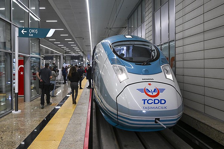 Ankara-Sivas Hızlı Treni 110 bin yolcu taşındı