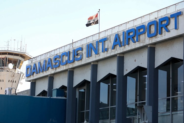 Suriye hava sahası sivil trafiğe yeniden açıldı