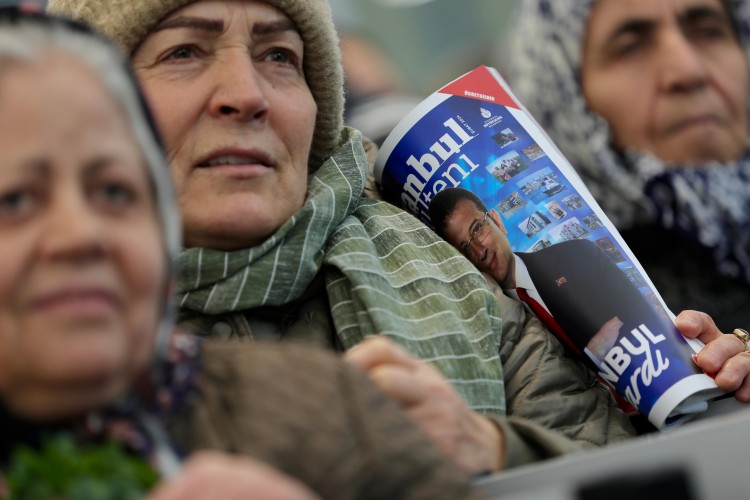 'GAZİOSMANPAŞA YAŞAM MERKEZİ' AÇILDI