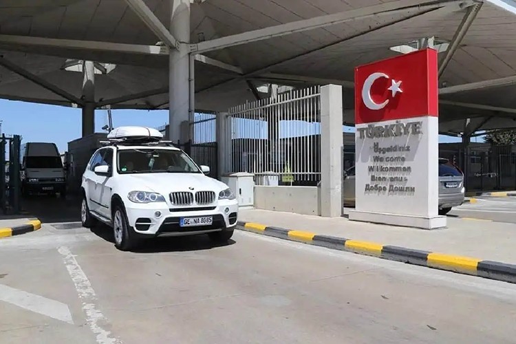Yurt dışından geçici getirilen araçlarla ilgili düzenleme
