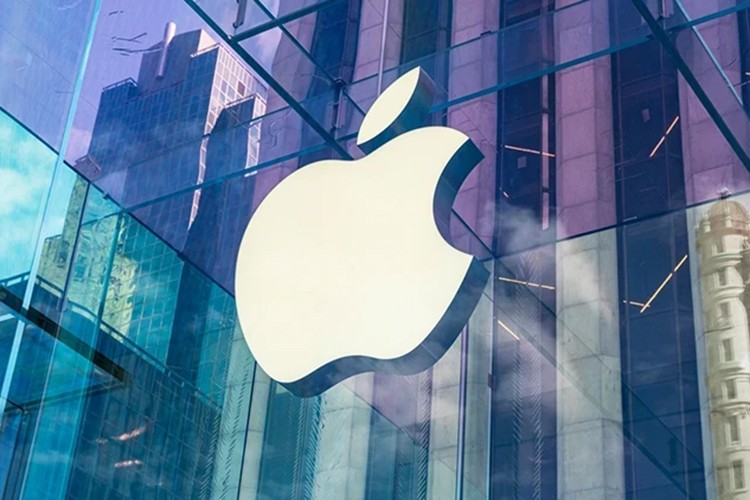Apple'ın geliri üç aylık dönemde arttı