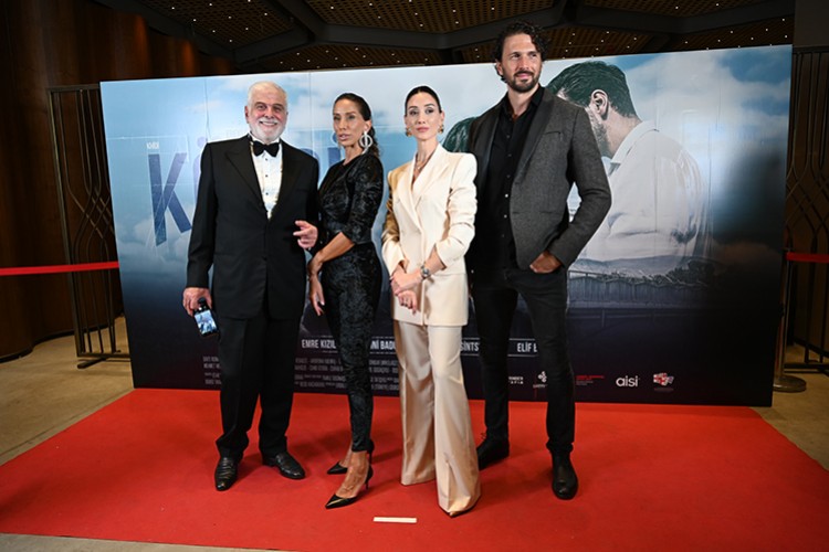 Köprü filminin özel gösterimine yoğun ilgi