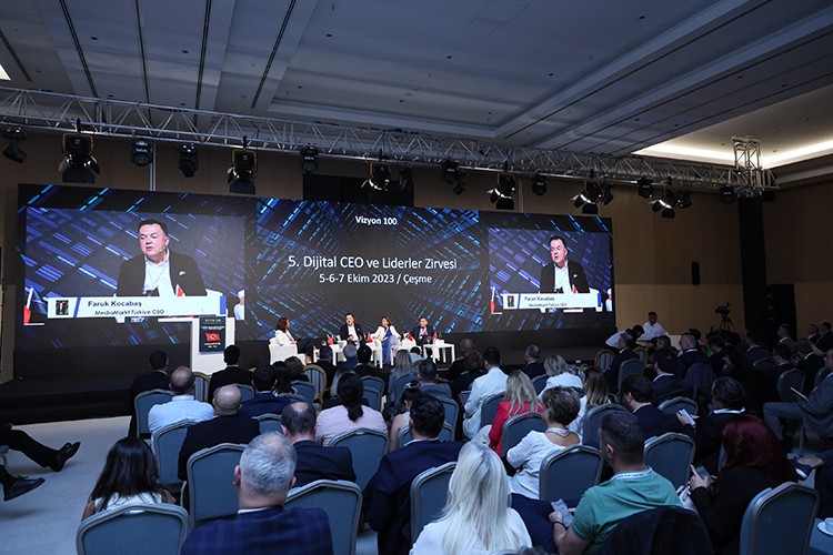 Dijital CEO ve Liderler Zirvesi globale hazırlanıyor