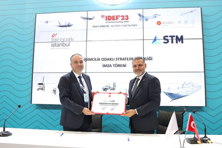 Teknopark İstanbul, IDEF'23'te yeni anlaşmalara imza attı