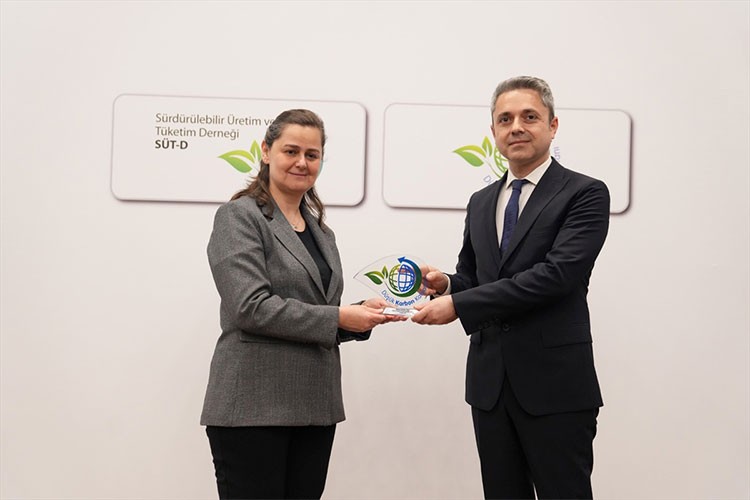 6. kez Düşük Karbon Kahramanı Ödülü'nün sahibi oldu