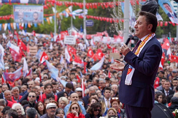 'Türkiye'yi bölgemizin en güçlü ekonomisi yapacağız'